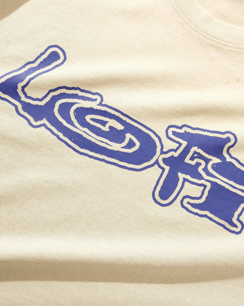 EMISSION TEE