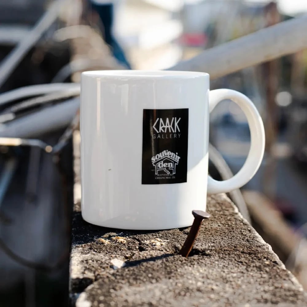 DEN SOUVENIR x CRACK GALLERY MUG